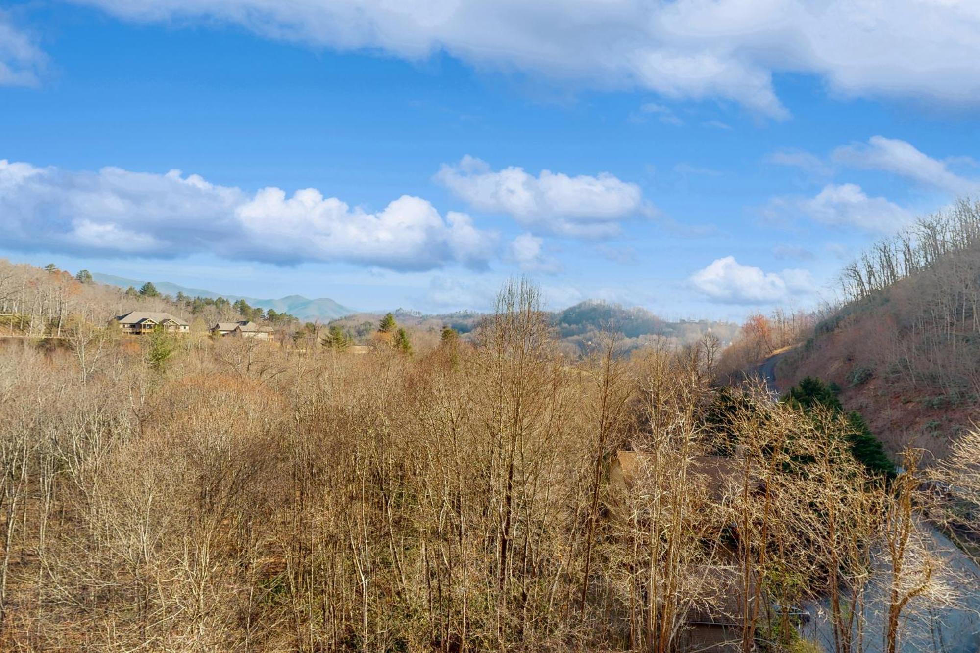 Smoky Mountain Escape Apartment Whittier Ngoại thất bức ảnh